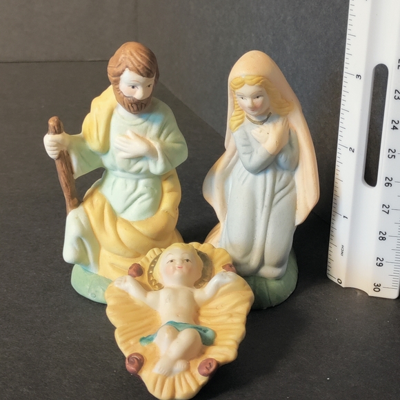 🎄PORCELAIN NATIVITY⭐ - Picture 11 of 16